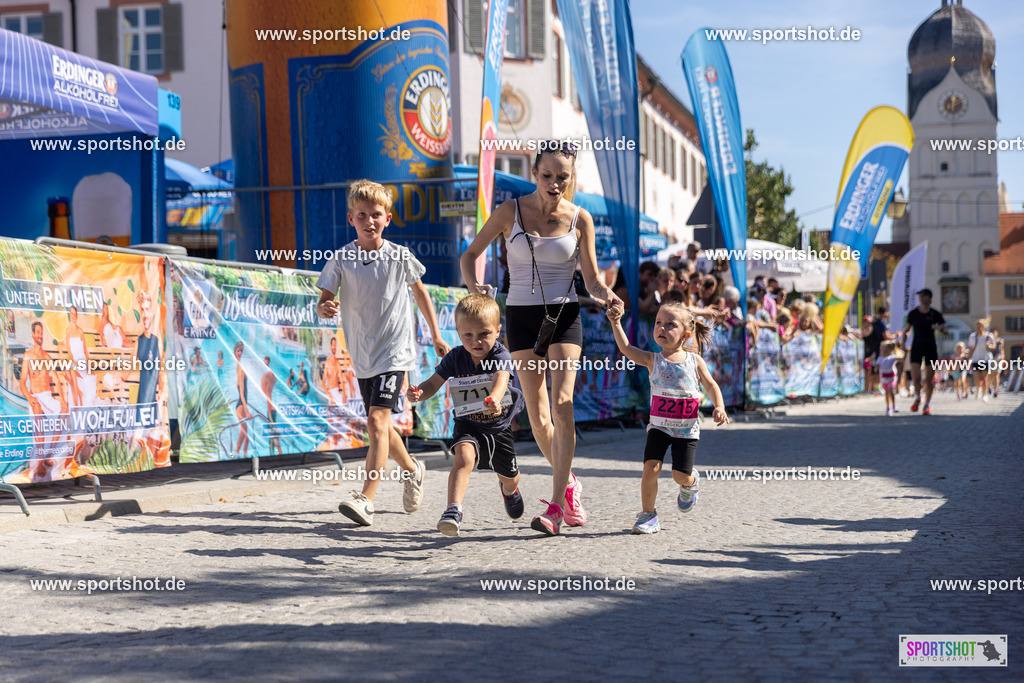 VJ__3099 | Stadtlauf Erding 2025 #stadtlauferding #erdingstadtlauf #stadtlauf_erding #laufmotivation #trisporterding #yourpictrs #sportshot_your_pictrs