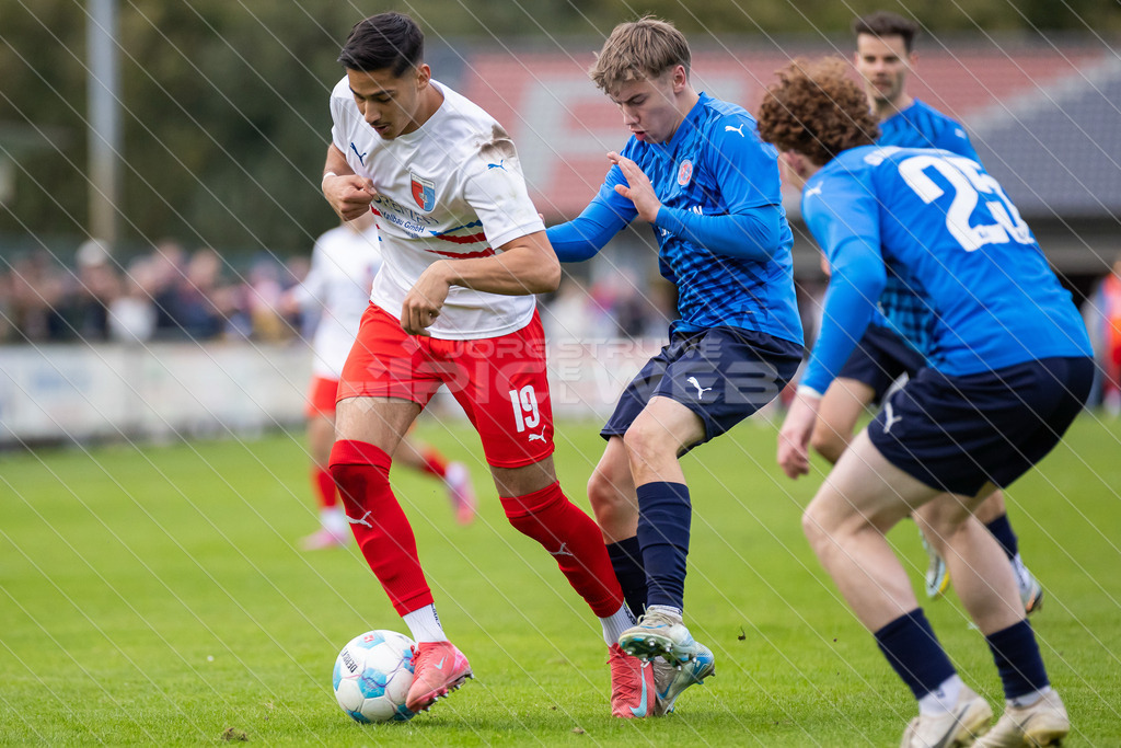 20251004_Picselweb-Fotografie_1R3_4059_web | Bezirkspokal Viertelfinale, SV Ahlerstedt/Ottendorf - SV Drochtersen/Assel II, Ergebnis 0:3. Foto: Jörg Struwe - picselweb.de - Realisiert mit Pictrs.com