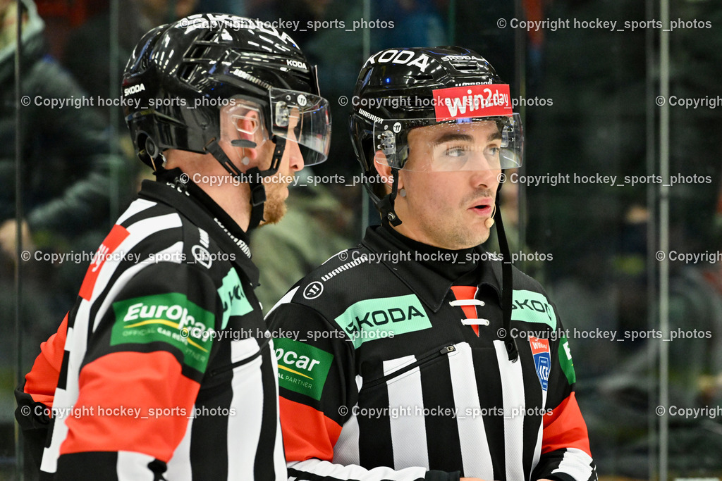 EC IDM WÄRMEPUMPEN VSV vs. Steinbach Black Wings Linz | OFNER CHRISTIAN Referee, REZEK GREGOR Referee, EC IDM WÄRMEPUMPEN VSV vs. Steinbach Black Wings Linz, EC IDM WÄRMEPUMPEN VSV vs. Steinbach Black Wings Linz am 28.11.2025 in Villach (Stadthalle Villach), Austria, (Photo by Bernd Stefan)