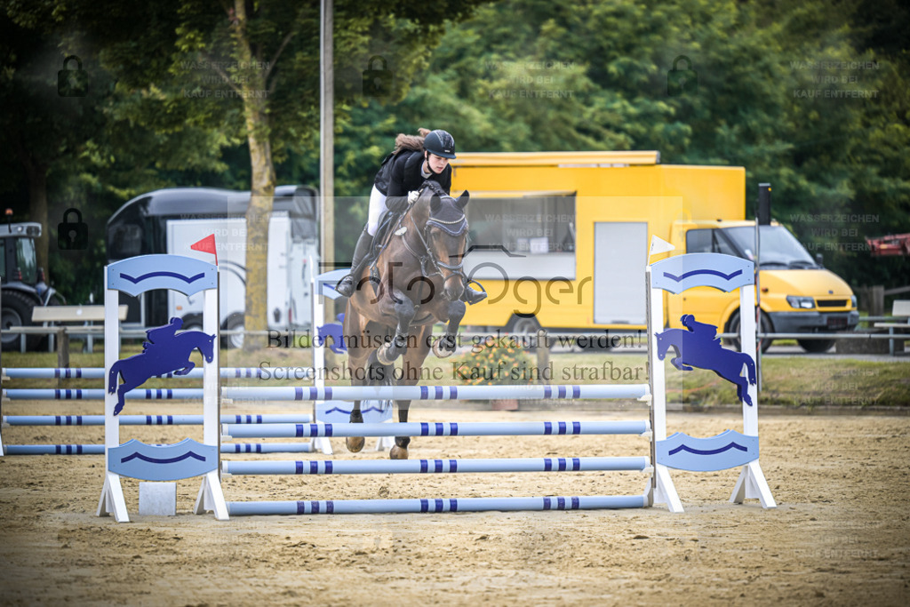 DOS_2005 | Entdecke hochwertige Reitturnierfotos von Foto Oger. Professionell, emotional und authentisch – jetzt Lieblingsmomente im Shop bestellen. - Realisiert mit Pictrs.com