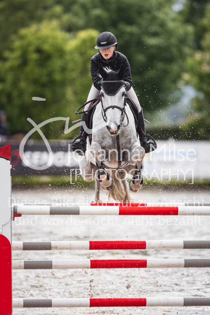 2605_MayDays_14_Zwei-Ph_M2-404 | Deine schönsten Turniermomente als professionelle Fotos! Entdecke hochwertige Pferdesport-Fotografie im Online-Shop. Jetzt Fotos finden & bestellen!
