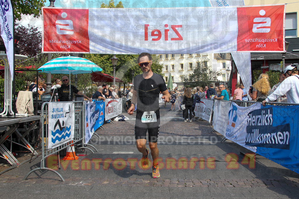 250824_1444_EV4_2133 | Sportfotografie im Rhein-Sieg Kreis, Köln, Bonn, NRW, Rheinland Pfalz, Hessen, etc. Unser Tätigkeitsfeld umfasst den Laufsport vom Volkslauf über den Marathon, Duathlon, Triathon bis zum Ultralauf wie Kölnpfad Ultra oder Schindertrail.