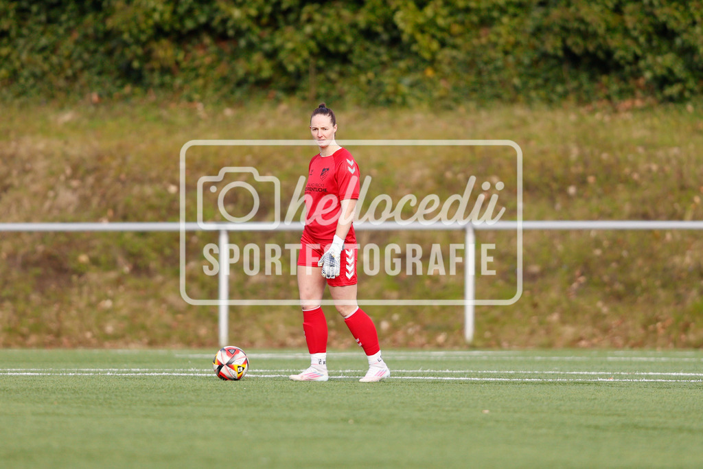 Fußball I Frauen I Saison 2025-2026 I Oberliga Niedersachsen I 16. Spieltag I BW Hollage - TuS Büppel I 15.03.2026-82 | realhellocedii - Realisiert mit Pictrs.com