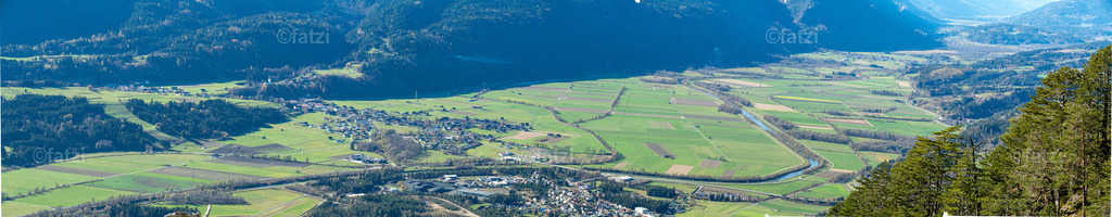Feistritz Gail Nov22_20221106_0124-Pano1 | Fatzi Bilder-Archiv! 
Die Bilder sind für private Nutzung lizenzfrei. Die kommerzielle Nutzung ist möglich und erwünscht, jedoch bitte ich um vorherige Kontaktaufnahme per E-Mail (info@fatzi.at) oder unter +43 650 7828269 - Realisiert mit Pictrs.com