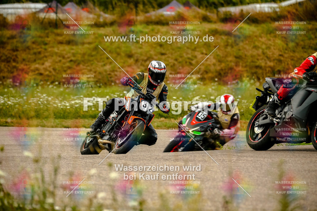 Chambley Juli-0952 | Hier findet Ihr Bilder von Touristenfahrten auf der Nürburgring Nordschleife oder von anderen Veranstaltungen die ich besucht habe. Viel Spass beim Durch Schauen 