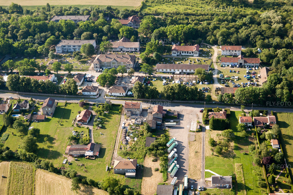 Luftbild: Siedlungsgebiet in Veckring im Bundesland Moselle in Frankreich. Foto: IMG_29570.jpg vom 27.06.2010 durch Werner Riehm/FLY-FOTO.de