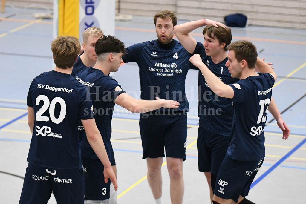 TSV Deggendorf Herren 1 | TSV Deggendorf Herren 1 - Realisiert mit Pictrs.com