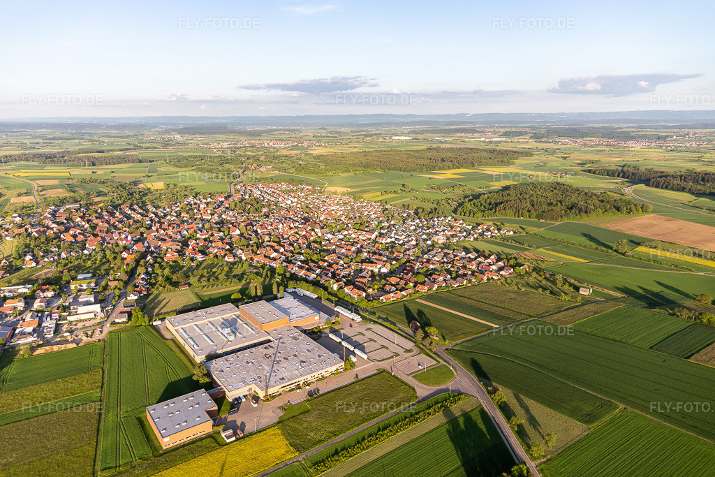 Luftbild: Rolf Benz AG in Mötzingen im Bundesland Baden-Württemberg in Deutschland. Foto: IMG_114837.jpg vom 31.05.2019 durch Werner Riehm/FLY-FOTO.de