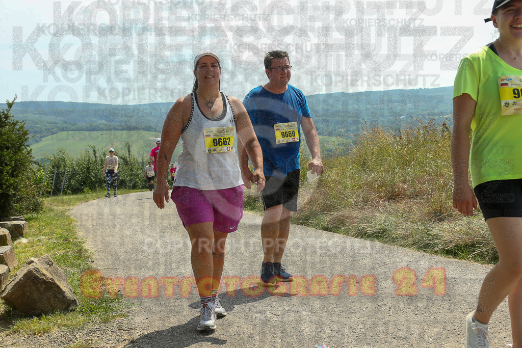 250614_1419_EX1_0573 | Sportfotografie im Rhein-Sieg Kreis, Köln, Bonn, NRW, Rheinland Pfalz, Hessen, etc. Unser Tätigkeitsfeld umfasst den Laufsport vom Volkslauf über den Marathon, Duathlon, Triathon bis zum Ultralauf wie Kölnpfad Ultra oder Schindertrail.