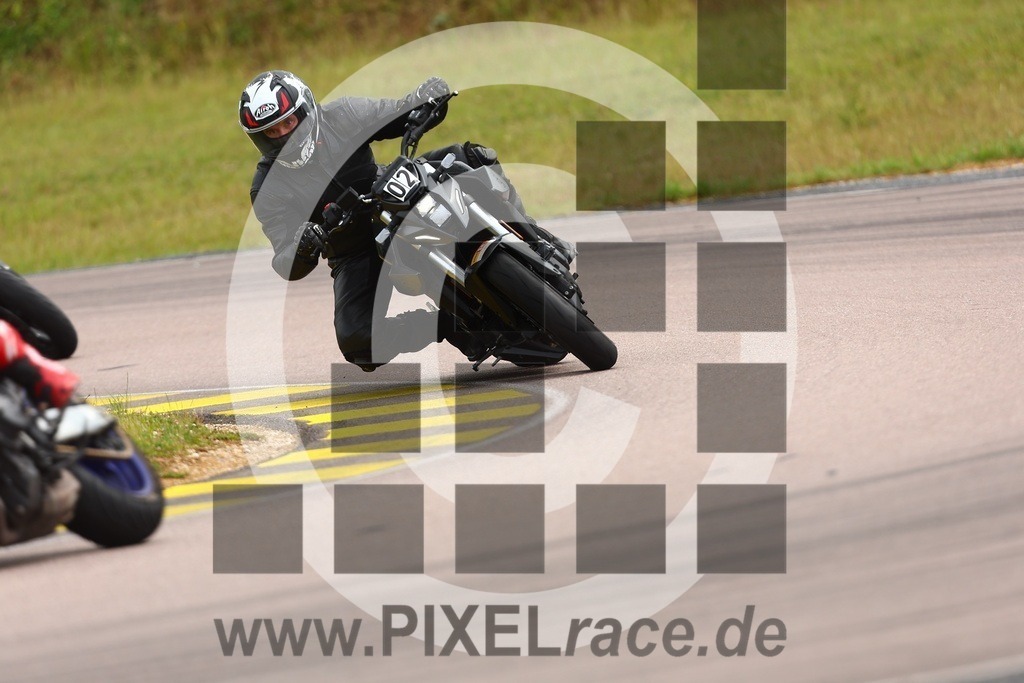 0200-20260605_02362 | Schöne Erinnerungen an spannende Momente - das festzuhalten ist unser Job. PIXELrace.de ist seit 2003 auf den Rennstrecken Europas unterwegs um die Action draußen beim Fahren und die wunderbare Stimmung imm Fahrerlager für euch einzufangen.