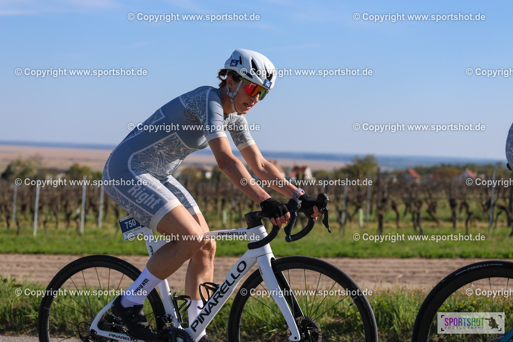 IMG_0216 | @sportshot_your_pictrs #yourpictures#roadtowm2029 #nrm #neusiedlerseeradmarathon #neusiedlersee #neusiedlerseetourismus #burgenland #mörbisch #nrm26 #burgenlandtourismus #voglundco #poweredbyburgenlandtourismus #radsport #rad #marathon #ucigranfondo #visitburgenland #ucigranfondoworldseries