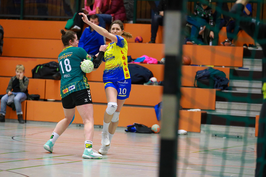 SVN_ SVFriedrichsfeld_141224_020 | Bildergalerie von Sport-Ereignissen aber auch von weiteren spannenden Dingen - nicht nur vom Niederrhein. In Anlehnung an den bekannten Spruch von Hanns Dieter Hüsch heißt das Motto: "Niederrhein ist überall".  - Realisiert mit Pictrs.com