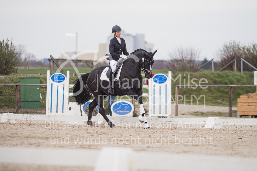 230410_Frühlingsfest_Dressurreiter-L-728 | Deine schönsten Turniermomente als professionelle Fotos! Entdecke hochwertige Pferdesport-Fotografie im Online-Shop. Jetzt Fotos finden & bestellen!