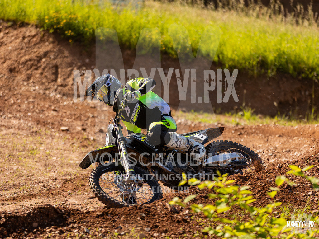 866A0764 | mxndyyvipix