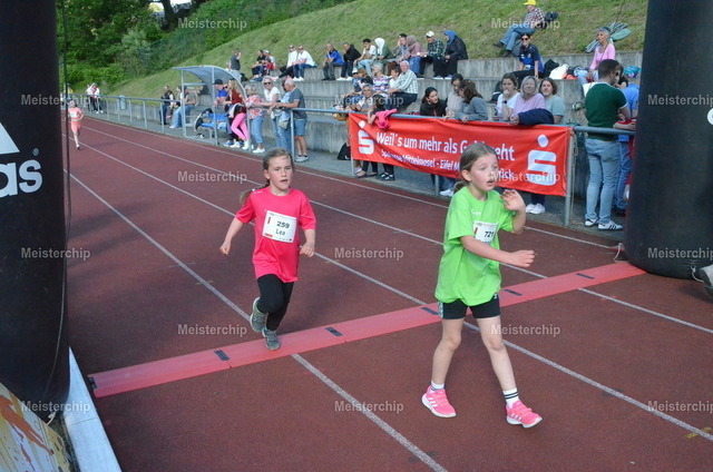 17-47-37_ | Meisterchip Fotoshop - Realisiert mit Pictrs.com