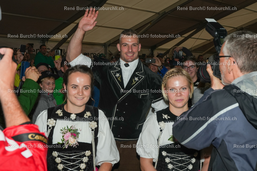 202 | René Burch leidenschaftlicher Fotograf aus Kerns in Obwalden.  Hier finden sie Sport, Landschaft und Natur Fotografie.
 - Realisiert mit Pictrs.com