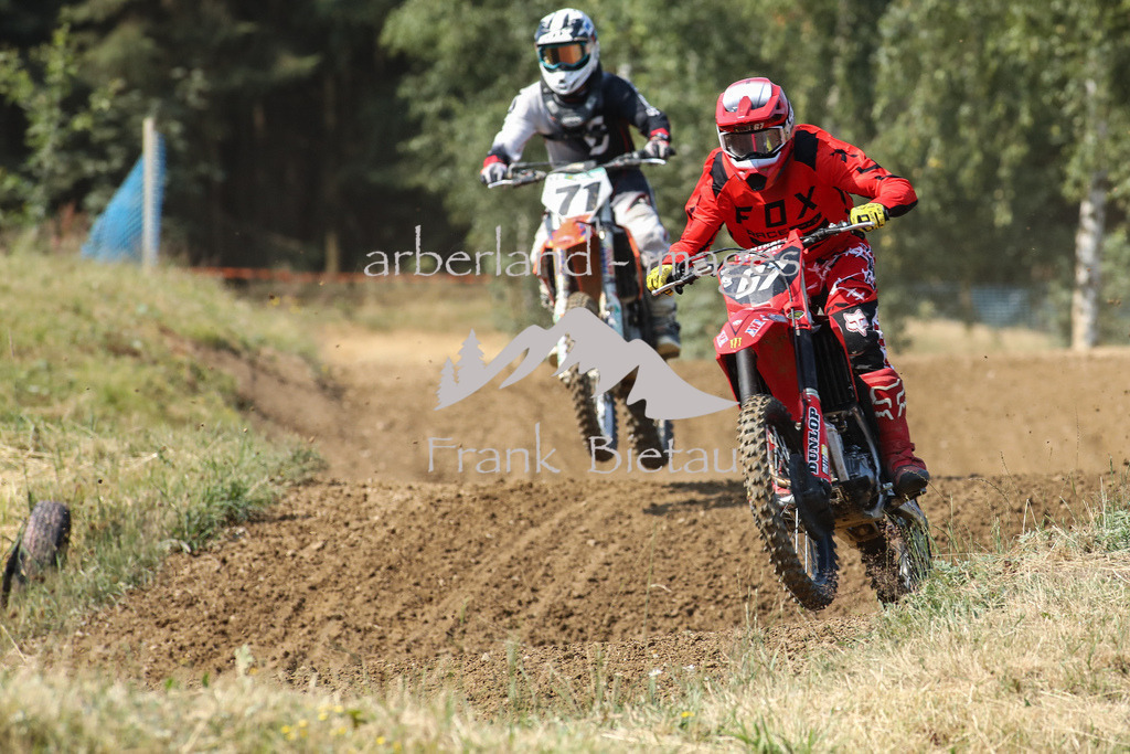 OE7A9625 | Medien- Sport- Entertainmentfotos