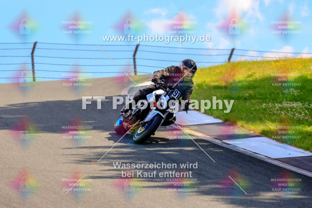 _TCM4243 | Hier findet Ihr Bilder von Touristenfahrten auf der Nürburgring Nordschleife oder von anderen Veranstaltungen die ich besucht habe. Viel Spass beim Durch Schauen 