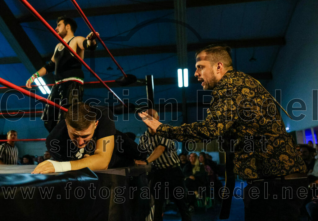 2023-11-11_024_Erding_Wrestlingshow | Erding, Deutschland, 11.11.2023:
Wrestling, Saison 2023, EWS Wrestling ERDING

Foto: Christian Riedel / fotografie-riedel.net