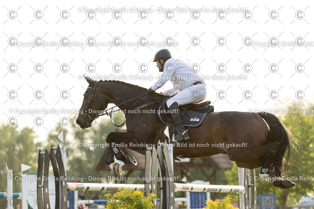 CL5A1498 | Emilia Reinking Fotografie - Realisiert mit Pictrs.com