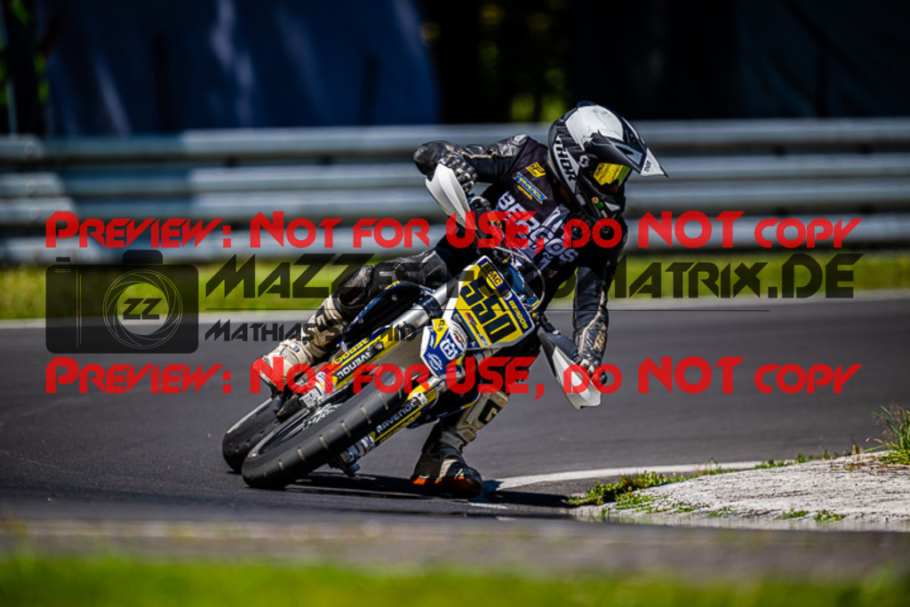 MaZZes_FotoMatrix_220702_8760 | S2