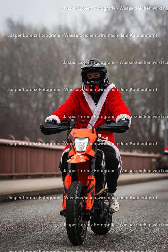 X-Mas Ride I Kiel I 2025 | Jasper Lorenz Fotografie - Realisiert mit Pictrs.com