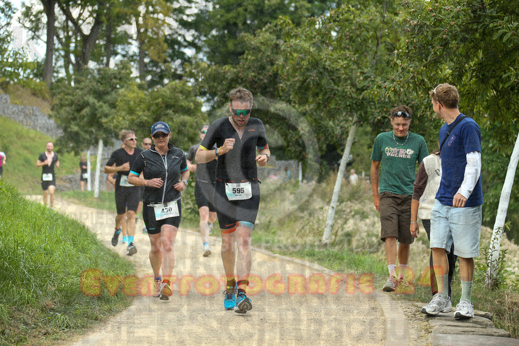 250824_1419_EX1_5839 | Sportfotografie im Rhein-Sieg Kreis, Köln, Bonn, NRW, Rheinland Pfalz, Hessen, etc. Unser Tätigkeitsfeld umfasst den Laufsport vom Volkslauf über den Marathon, Duathlon, Triathon bis zum Ultralauf wie Kölnpfad Ultra oder Schindertrail.