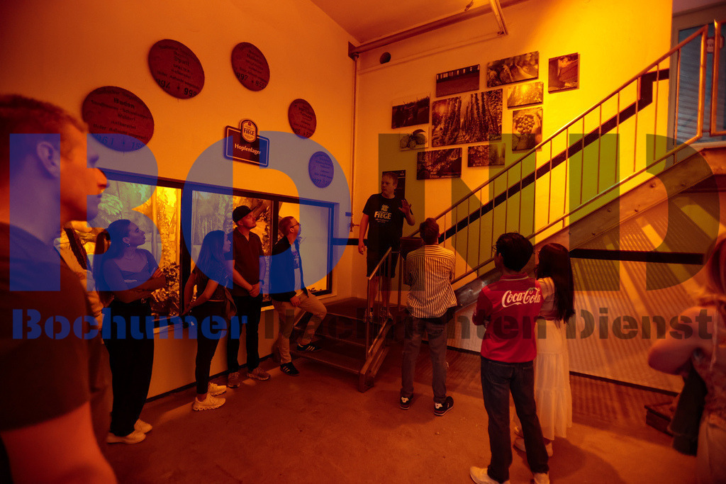 SES_MOFBHF20250712-13 | bond - Realisiert mit Pictrs.com