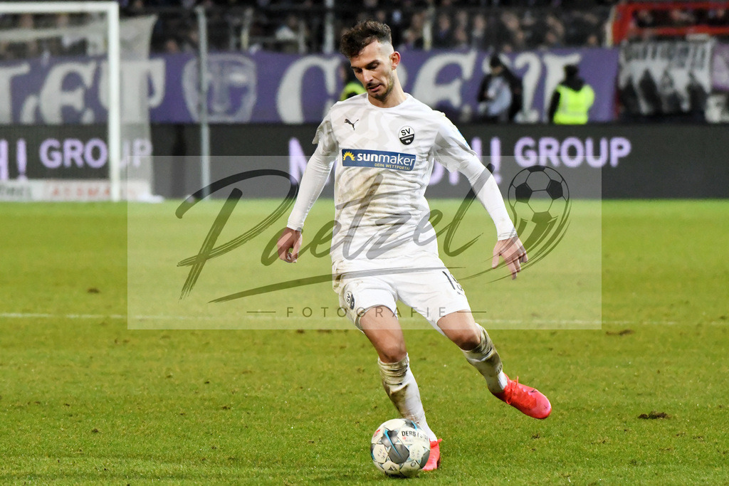 20200129_OSNSVS_0090JPG | Fußball, Herren: Leart Paqarada (SV Sandhausen) in Aktion, am Ball, Einzelaktion beim Spiel der 2. Bundesliga zwischen VfL Osnabrück vs. SV Sandhausen am 29.01.2020 im Stadion an der Bremer Brücke in Osnabrück, Deutschland.(Foto von Nico Paetzel) - Realisiert mit Pictrs.com