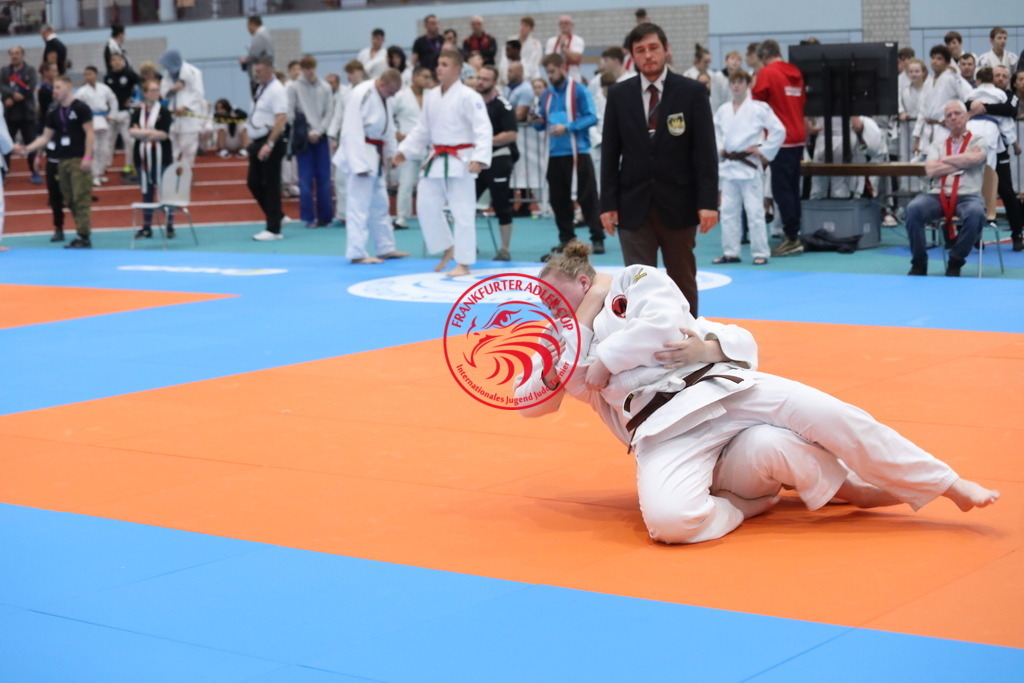 1J7A3600 | Fotos vom Adler Cup - Pictures from Adler Cup

Hier findet Ihr alle Eindrücke und großen Momente der Adler Cup Wochenenden. Here you will find all impressions and great moments of the Adler Cup weekends. - Realisiert mit Pictrs.com