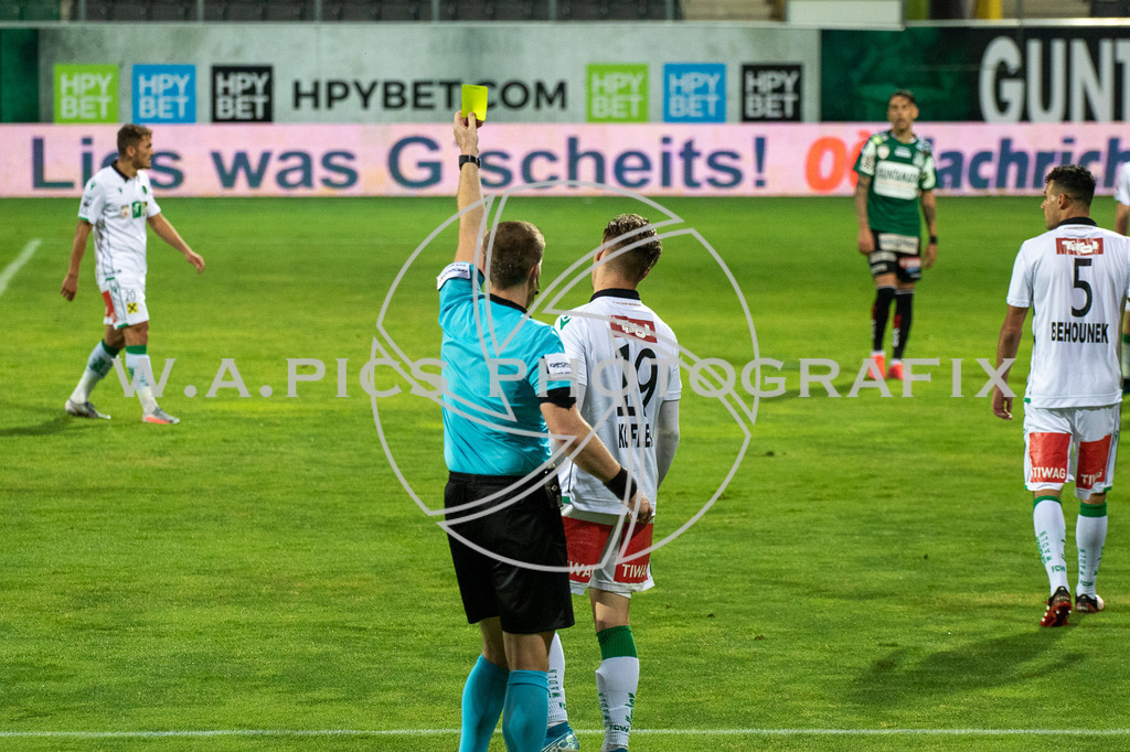 SV Ried vs Fc Wacker Innsbruck | RIED,AUSTRIA,17.JUL.20 - SOCCER - HPYBET 2. Liga, SV Ried vs FC Wacker Innsbruck. Image shows yellow card for Thomas Kofler (Wacker).
Photo: SMP/Andreas Willdoner