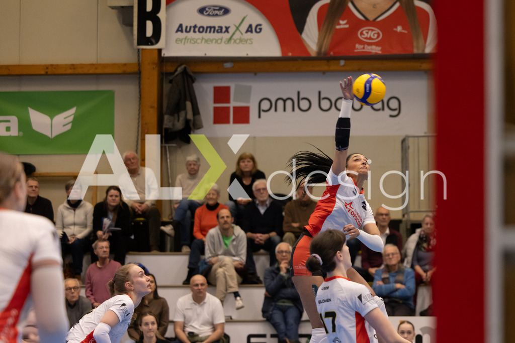 Volleyball I Frauen I Saison 2025-2026 I Volleyball NLA | Women I 1/4 Finals I VC Kanti Schaffhausen - BIWI Volleyball Franches-Montagnes I 21.02.2026 | 8 Letícia Bonardi (BR) (BIWI VFM) – Diagonalangriff - Realisiert mit Pictrs.com