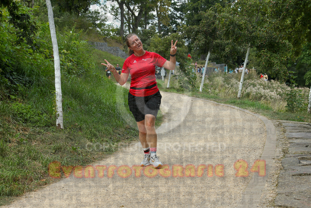 250824_1258_EX1_1036 | Sportfotografie im Rhein-Sieg Kreis, Köln, Bonn, NRW, Rheinland Pfalz, Hessen, etc. Unser Tätigkeitsfeld umfasst den Laufsport vom Volkslauf über den Marathon, Duathlon, Triathon bis zum Ultralauf wie Kölnpfad Ultra oder Schindertrail.