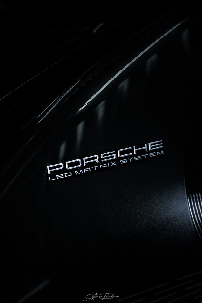 911 Turbo 992 | Entdecken Sie die faszinierende Welt von Alexander Tschuncky Arts: Kreative Fotografie, atemberaubende Automobilkunst und hochwertiger Bilderdruck. Lassen Sie sich inspirieren! - Realisiert mit Pictrs.com
