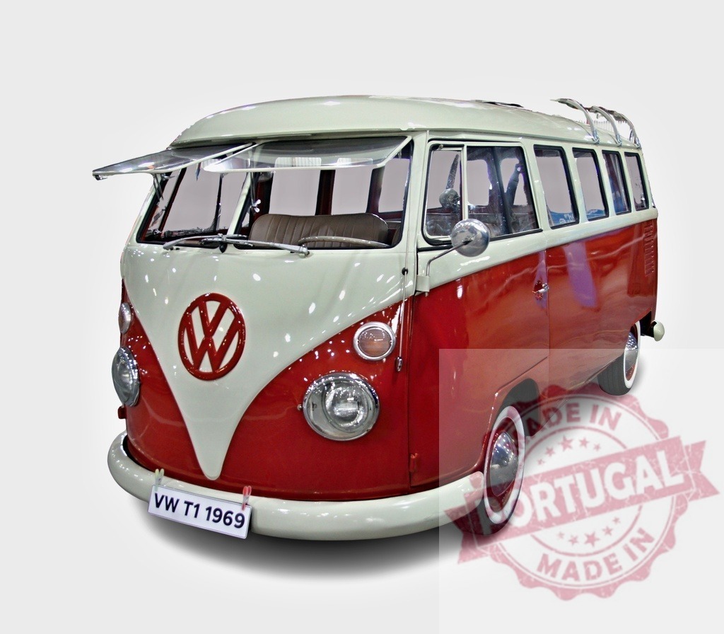 Classic Volkswagen T1 1969 Van sparkling in red and white | Restored Volkswagen T1 van from 1969, shining in red and white, evoking a sense of nostalgia and adventure - Realisiert mit Pictrs.com