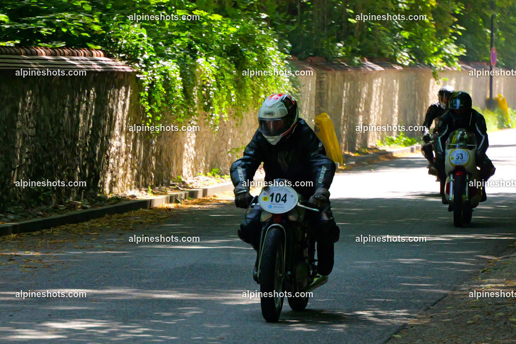 P1036703 | Erleben Sie atemberaubende, hochqualitative Fotos Ihrer Fahrt entlang der malerischen Alpenstraßen. Besuchen Sie alpineshots.com, um professionelle Aufnahmen Ihrer unvergesslichen Reise zu finden und zu kaufen - Realisiert mit Pictrs.com