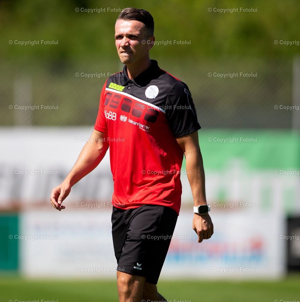 A_LUI120823_04 | SPORT,FUSSBALL,LL. OST ASKOE OEDT 1B-ASKOE DONAU LINZ 12.08.2023 IM BILD: TRAINER ADNAN KALLAK  (DONAU LINZ) FOTO:FOTOLUI