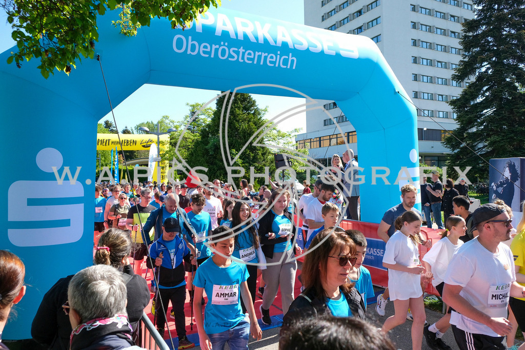 ..... | LINZ,AUSTRIA,27.April 24, Int. 3 Brückenlauf Linz  , Image shows: Photo: WAPICS / Michael ring