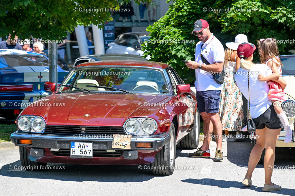 Slowakei_ Povazska Bystrica_ Veteran Tour Manin_ 14.06.2025-177 | 14.06.2025, Slowakei, SVK, Trenciansky kraj, Povazska Bystrica, im Bild Oldtimer Klub, Historische Fahrzeuge, Veteran Tour Manin, Auto, Alt, Besucher, Menschen, Feature, Symbolbild