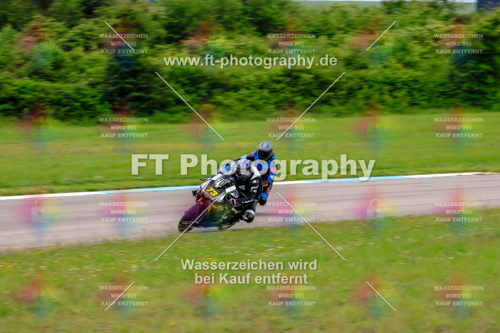 MotoTeam-3465 | Hier findet Ihr Bilder von Touristenfahrten auf der Nürburgring Nordschleife oder von anderen Veranstaltungen die ich besucht habe. Viel Spass beim Durch Schauen 