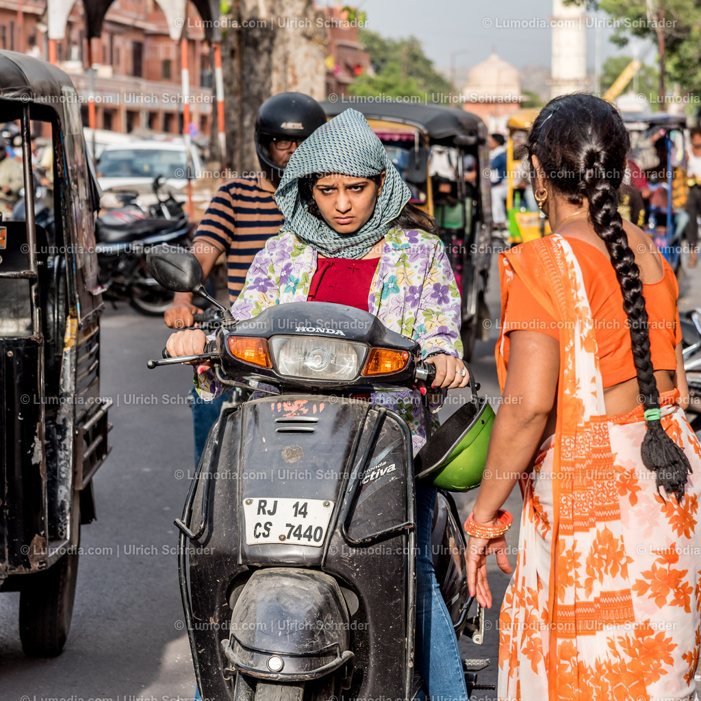 202510-195 | Stockfoto und Bilderpool mit Bildmaterial aus Deutschland, dem Harz, Halberstadt, Quedlinburg, Wernigerode und weltweit. Qualitativ hochwertige und professionelle Fotos anschauen und kaufen. - Realisiert mit Pictrs.com