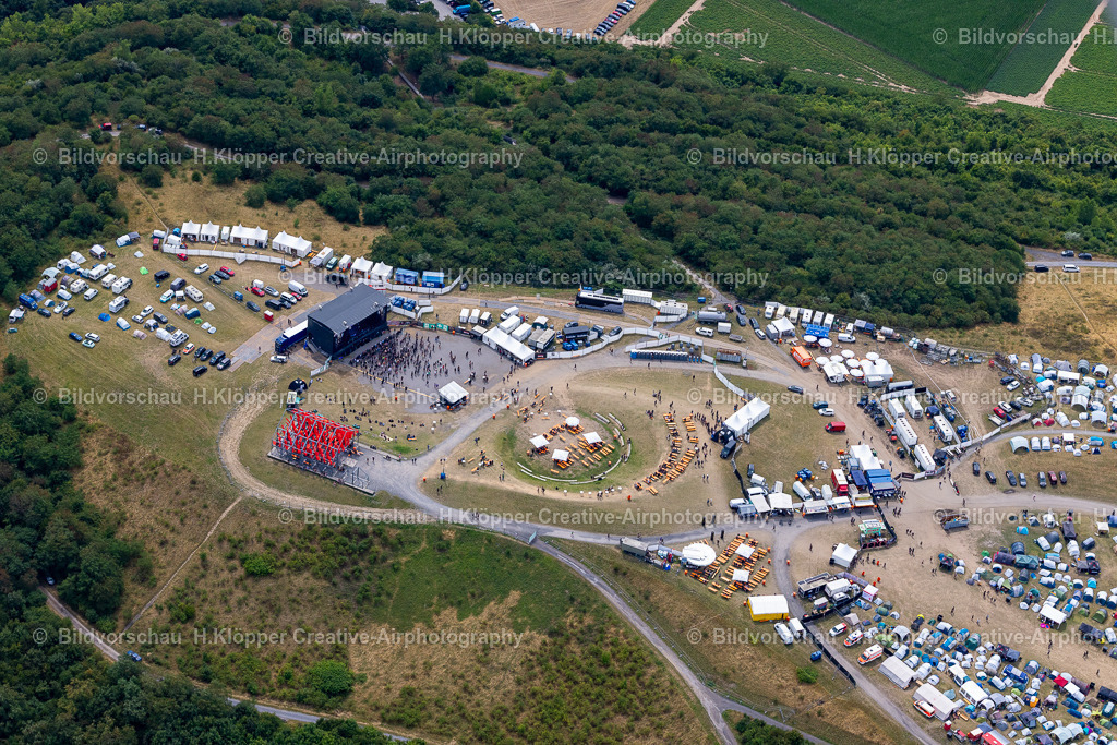 Lufbilder Neukirchen-Vlyn-5664 | Musik- Konzert " Dong Open Air " auf der Freilichtbühne in Neukirchen-Vluyn im Bundesland Nordrhein-Westfalen, Deutschland - Realisiert mit Pictrs.com