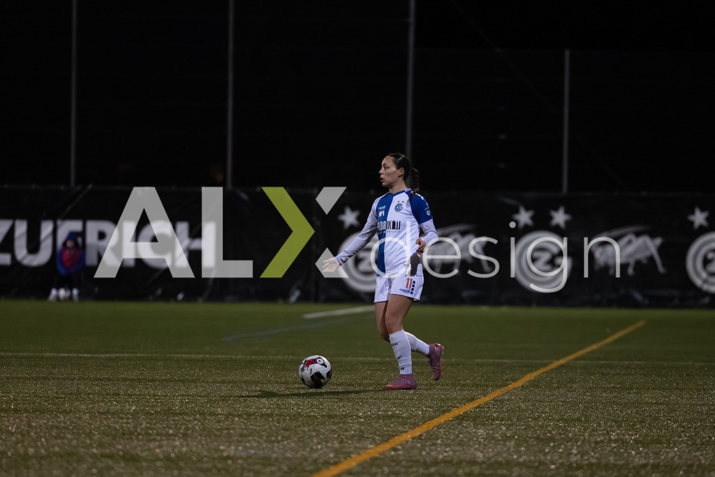 Fußball I Frauen I Saison 2025-2026 I AXA Women's Super League | Women I 14. Spieltag I Grasshoppers Club Zürich - FC Luzern I 14.02.2026 | 11 Noémie Potier (CH) (GC Zürich) – Angriff - Realisiert mit Pictrs.com