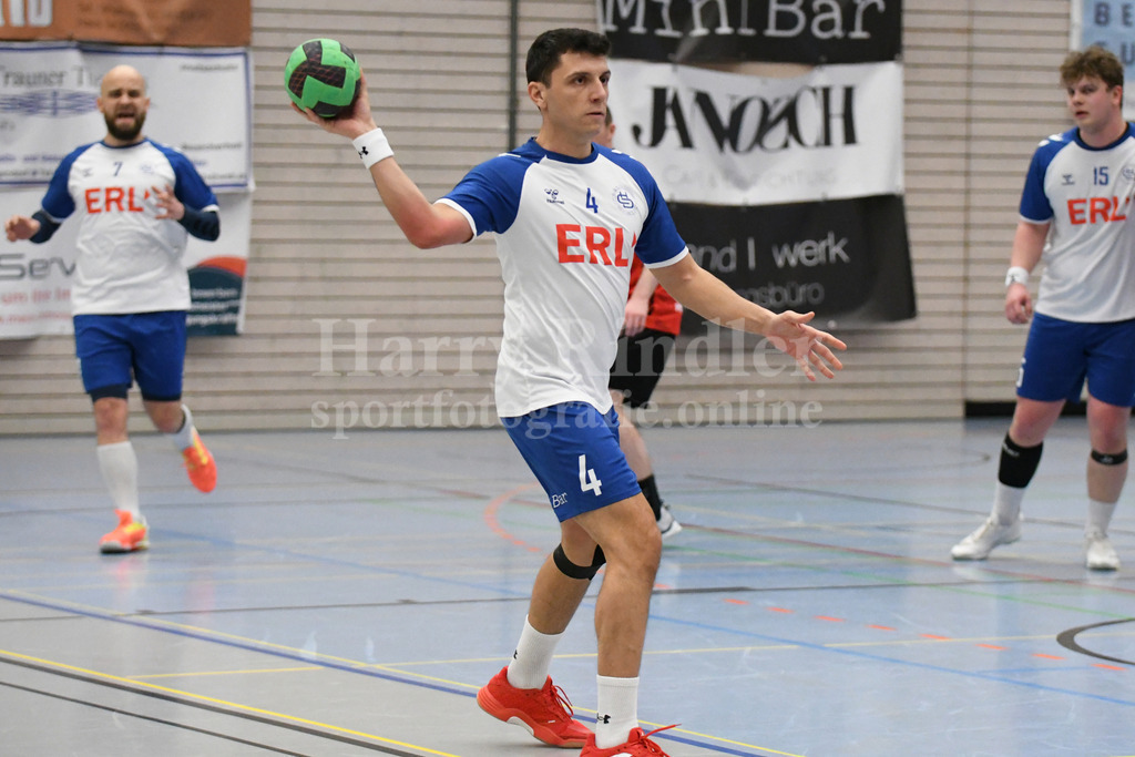 HC Deggendorf :  VfL Waldkraiburg   | Valentin Lotos  (HC Deggendorf  #4) - Realisiert mit Pictrs.com