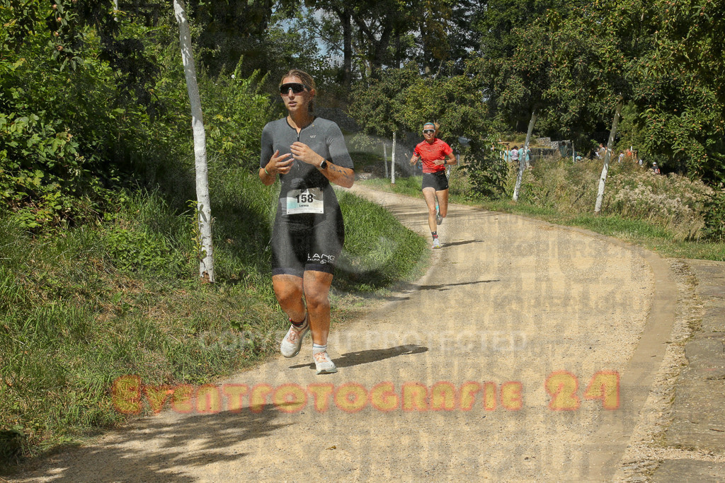 250824_1250_EX1_0739 | Sportfotografie im Rhein-Sieg Kreis, Köln, Bonn, NRW, Rheinland Pfalz, Hessen, etc. Unser Tätigkeitsfeld umfasst den Laufsport vom Volkslauf über den Marathon, Duathlon, Triathon bis zum Ultralauf wie Kölnpfad Ultra oder Schindertrail.