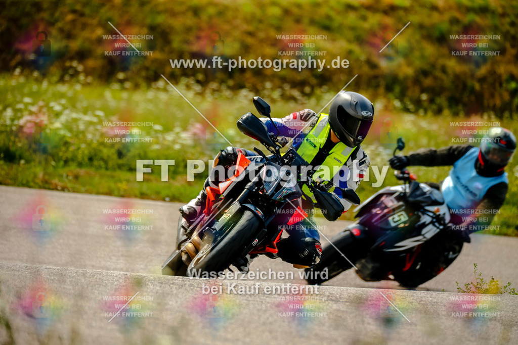 Chambley Juli-2971 | Hier findet Ihr Bilder von Touristenfahrten auf der Nürburgring Nordschleife oder von anderen Veranstaltungen die ich besucht habe. Viel Spass beim Durch Schauen 