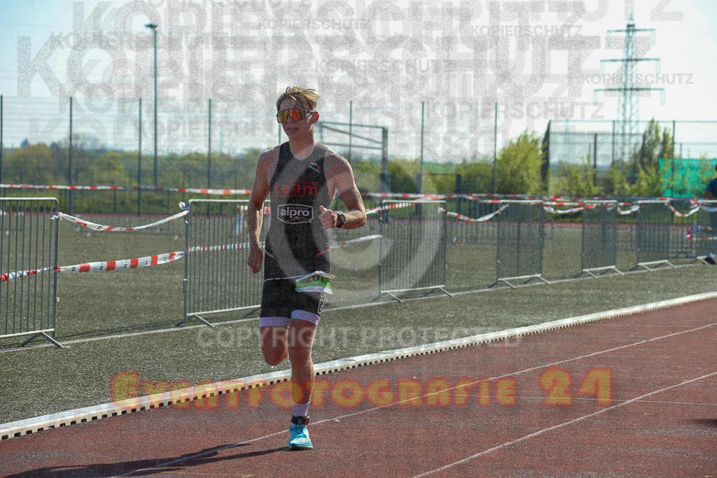 220424_1049_EX1_4138 | Sportfotografie im Rhein-Sieg Kreis, Köln, Bonn, NRW, Rheinland Pfalz, Hessen, etc. Unser Tätigkeitsfeld umfasst den Laufsport vom Volkslauf über den Marathon, Duathlon, Triathon bis zum Ultralauf wie Kölnpfad Ultra oder Schindertrail.