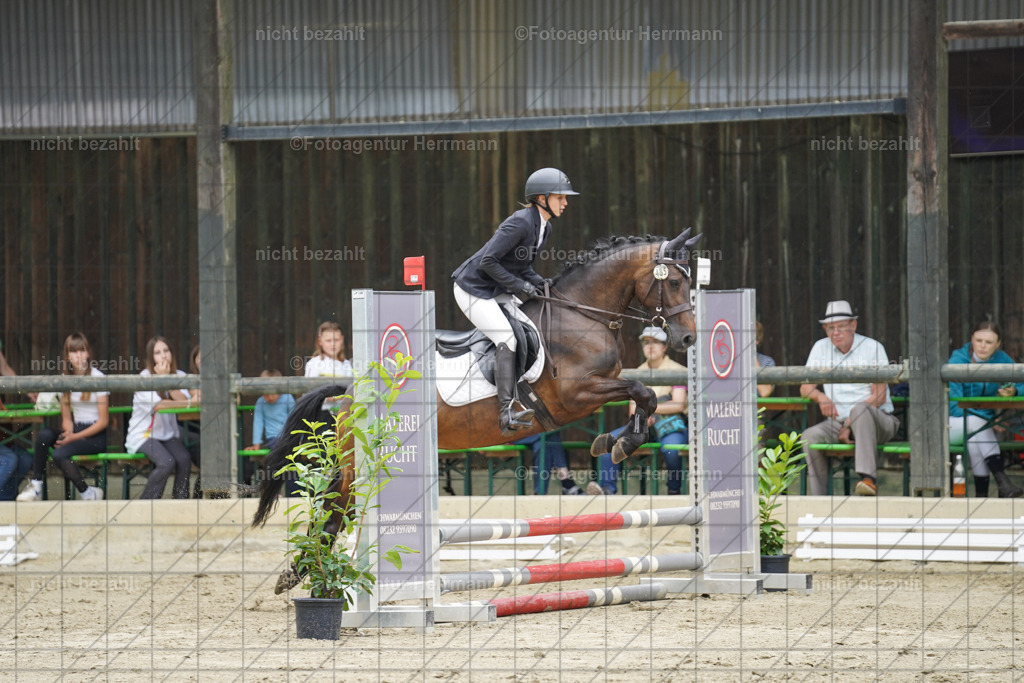 20240630-FAH01259 | Turnierbilder Schwabmünchen, Dressurbilder, Springreitturnier, Reitsportbilder, Turnierfotografen Bayern, Turnierfotograf