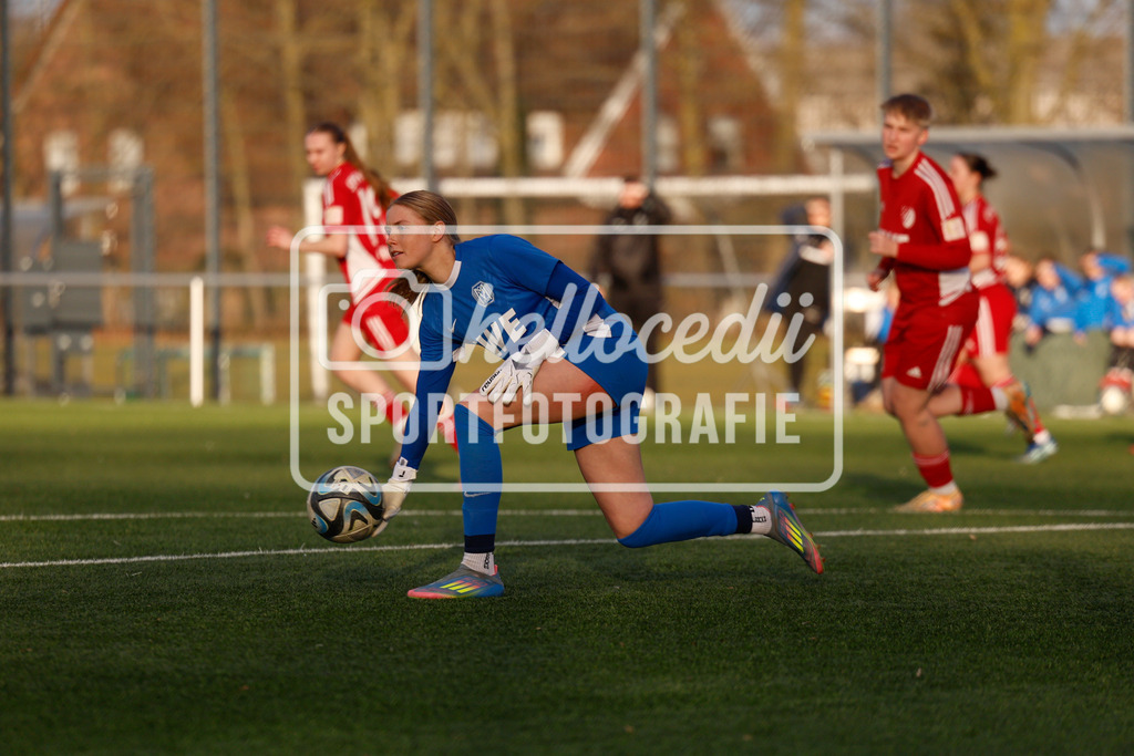 Fußball I Frauen I Saison 2025-2026 I AOK NFV Pokal I SV Meppen 1912 e.v. U20 2 - SpVg Aurich I 01.03.2026-69 | Carla Mia Steenken (24, SV Meppen 1912 e.v.) - Realisiert mit Pictrs.com