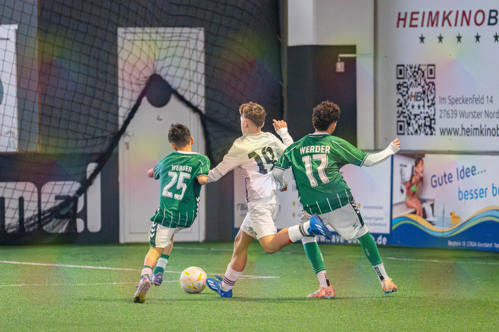 blr.pics-377 | Professionelle Fußball- und Sportfotografie. Spielbilder online ansehen und kaufen – Einzelbilder oder komplette Galerien in hoher Qualität. - Realisiert mit Pictrs.com